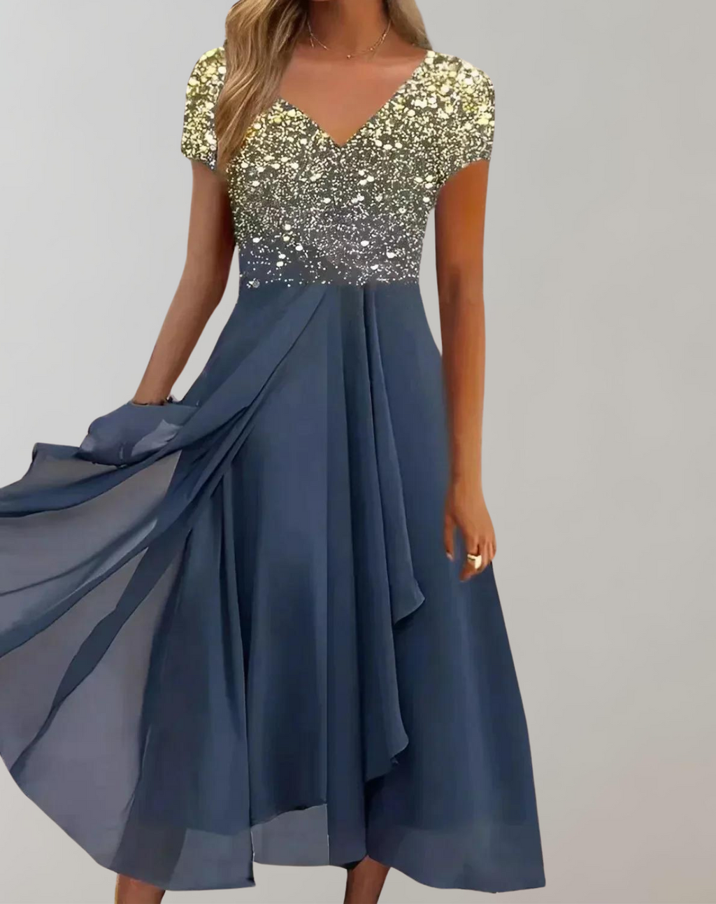 Luméa™ – Elegant evening dress with floral shimmer & flowing skirt