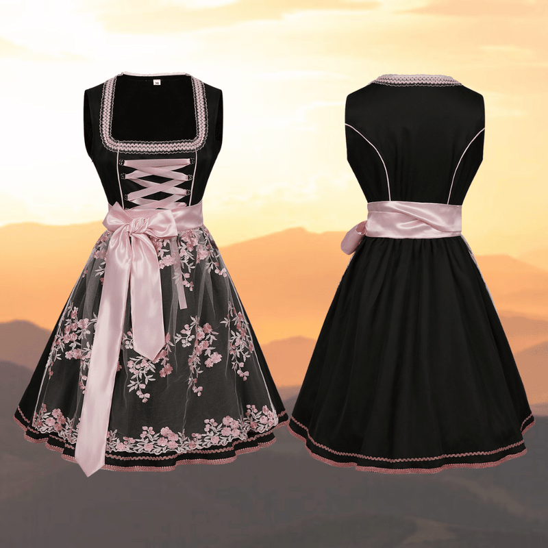 GR | Comfortable traditional costume with apron and blouse
