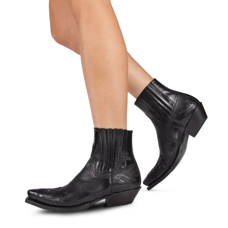 GR - Short cowboy boots for women - Stylish and comfortable