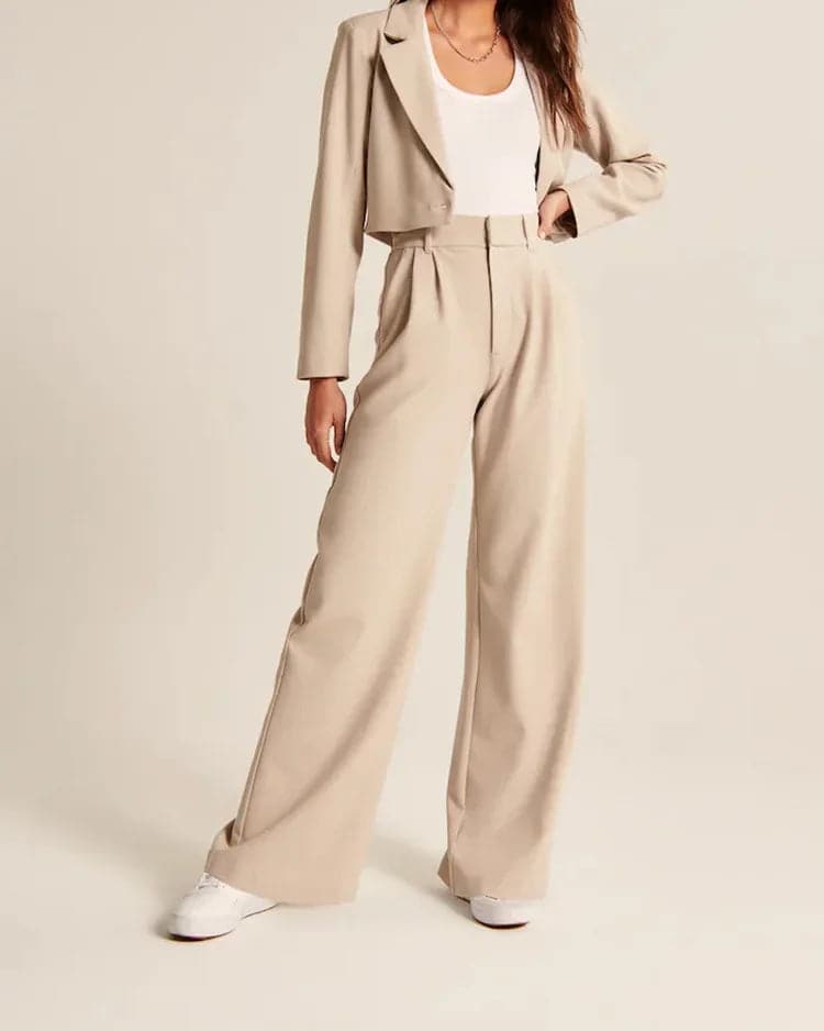 Effortless tailored wide-leg trousers 