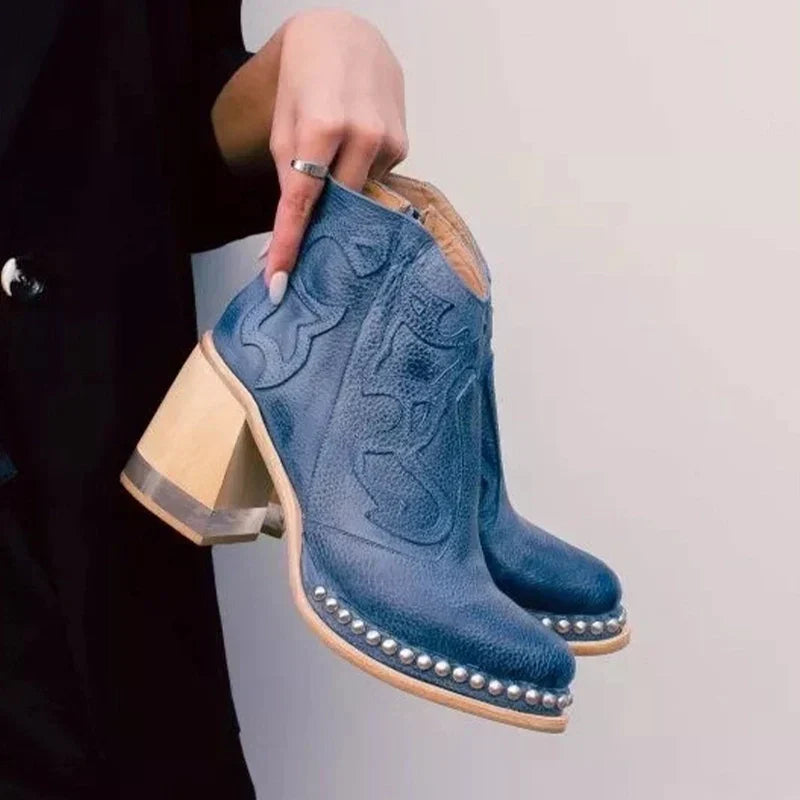 GR | Norwich embroidered leather boots