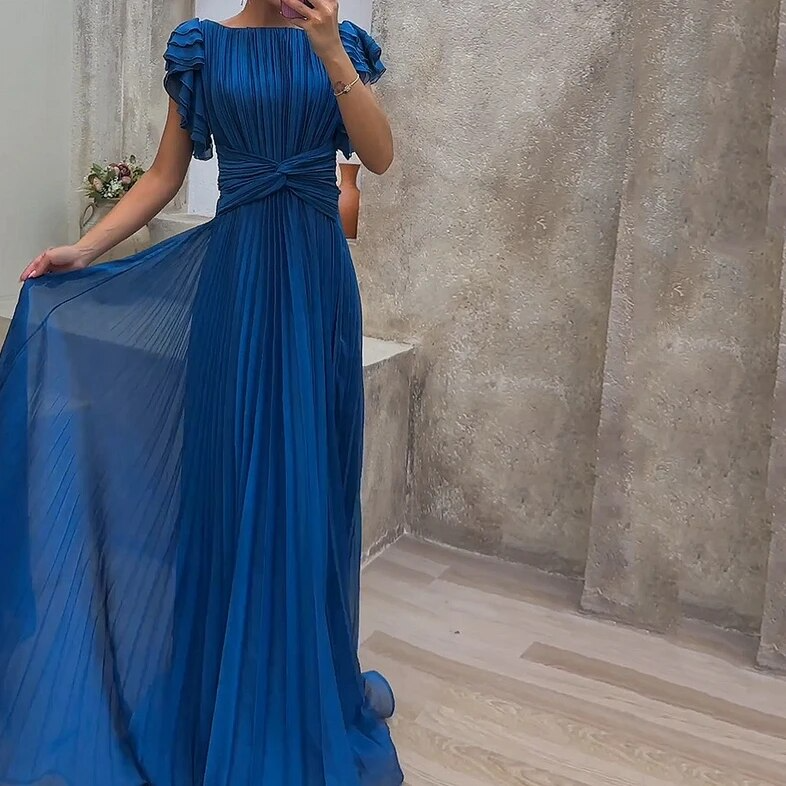 GR | Evening dress with a glossy finish
