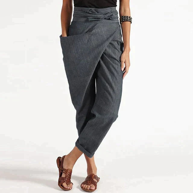 fashionable and versatile short trousers