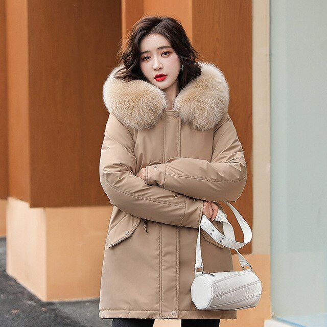 GR and Chic: Parka jacket 'Elena' with fur collar
