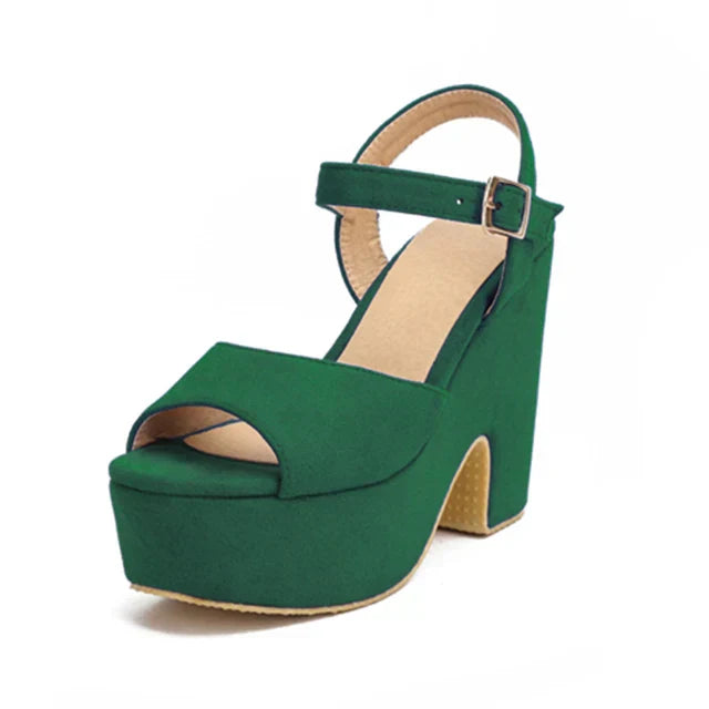 GR | Trendy sandals with block heels