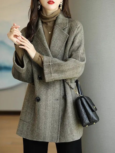 Women's winter coat made of wool