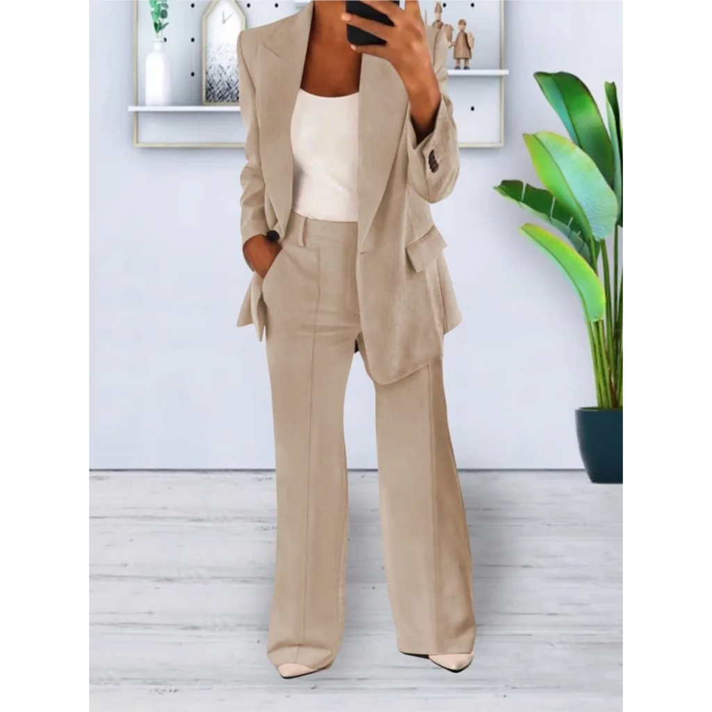 GR | Blazer with matching trousers for an elegant look