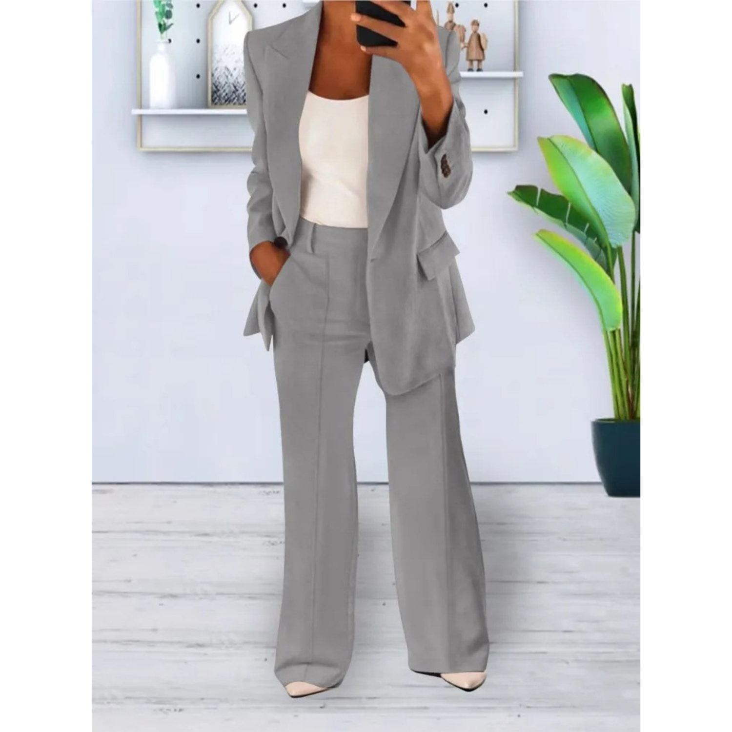 GR | Blazer with matching trousers for an elegant look