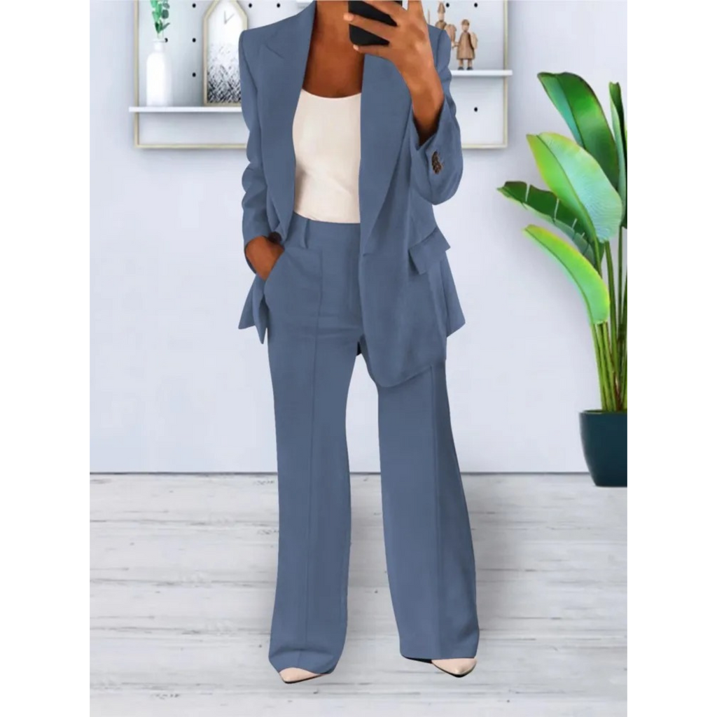 GR | Women's suit with blazer and trousers