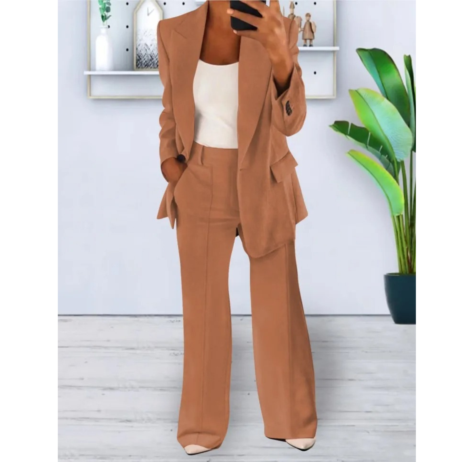 GR | Women's suit with blazer and trousers