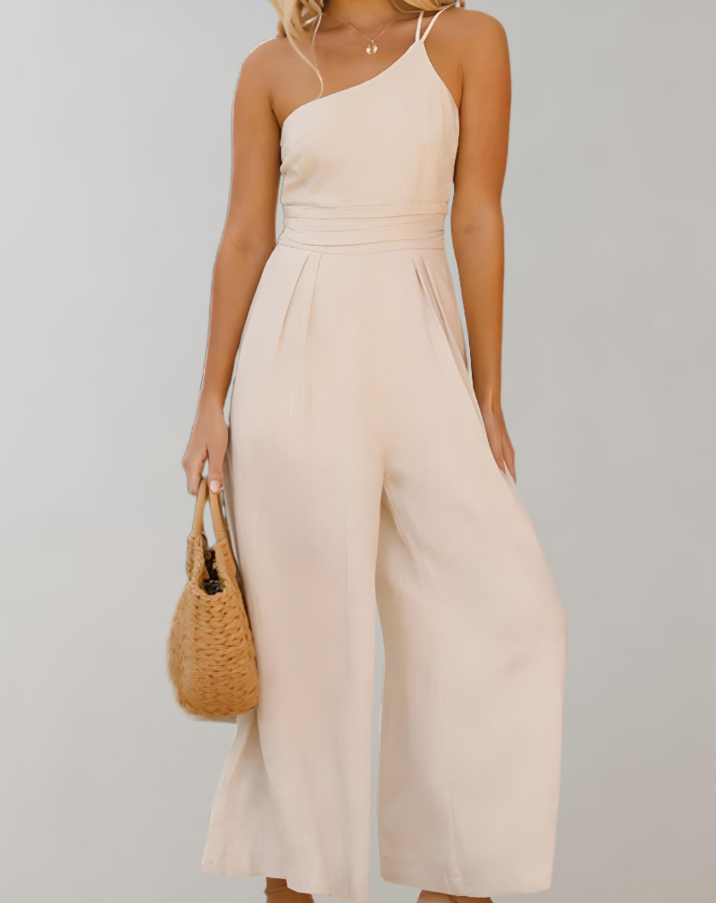 GR | Elegant jumpsuit with asymmetrical straps 
