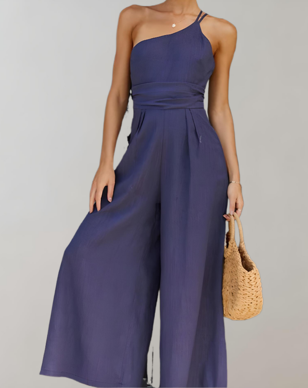 GR | Elegant jumpsuit with asymmetrical straps 