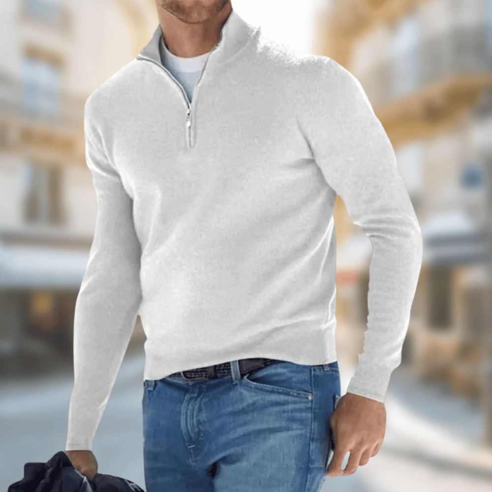 The comfortable and elegant sweater for the transitional season