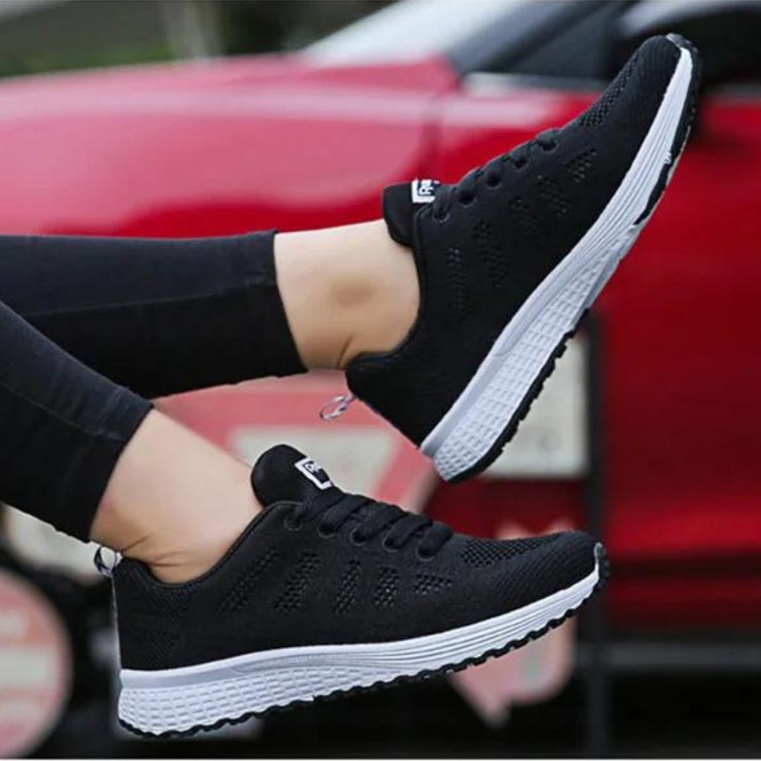 GR - Lightweight, flexible training shoes | Performance sneakers with cushioned sole
