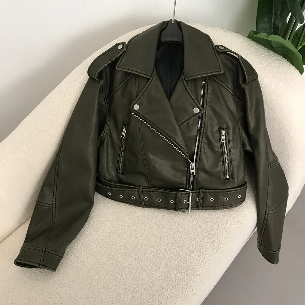 GR | Elegant leather jacket for spring