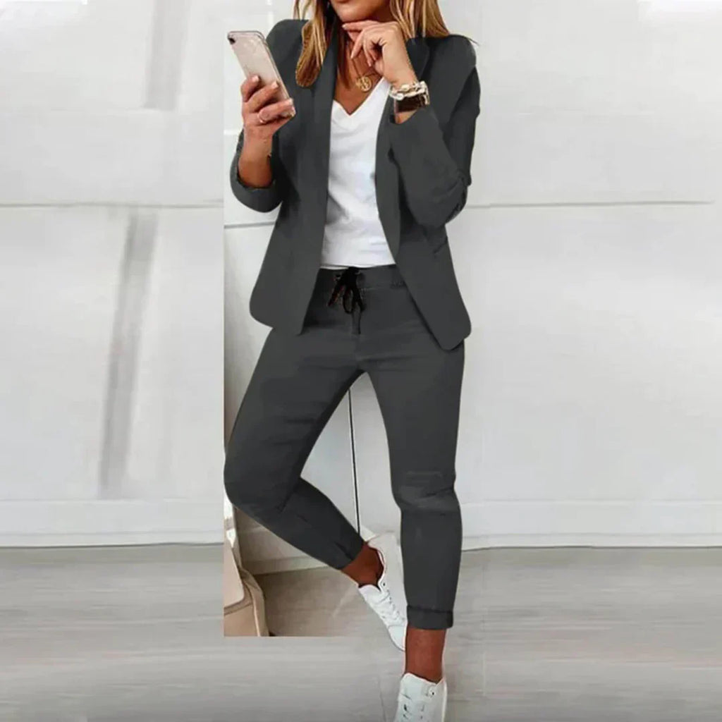 GR | Blazer and trouser set