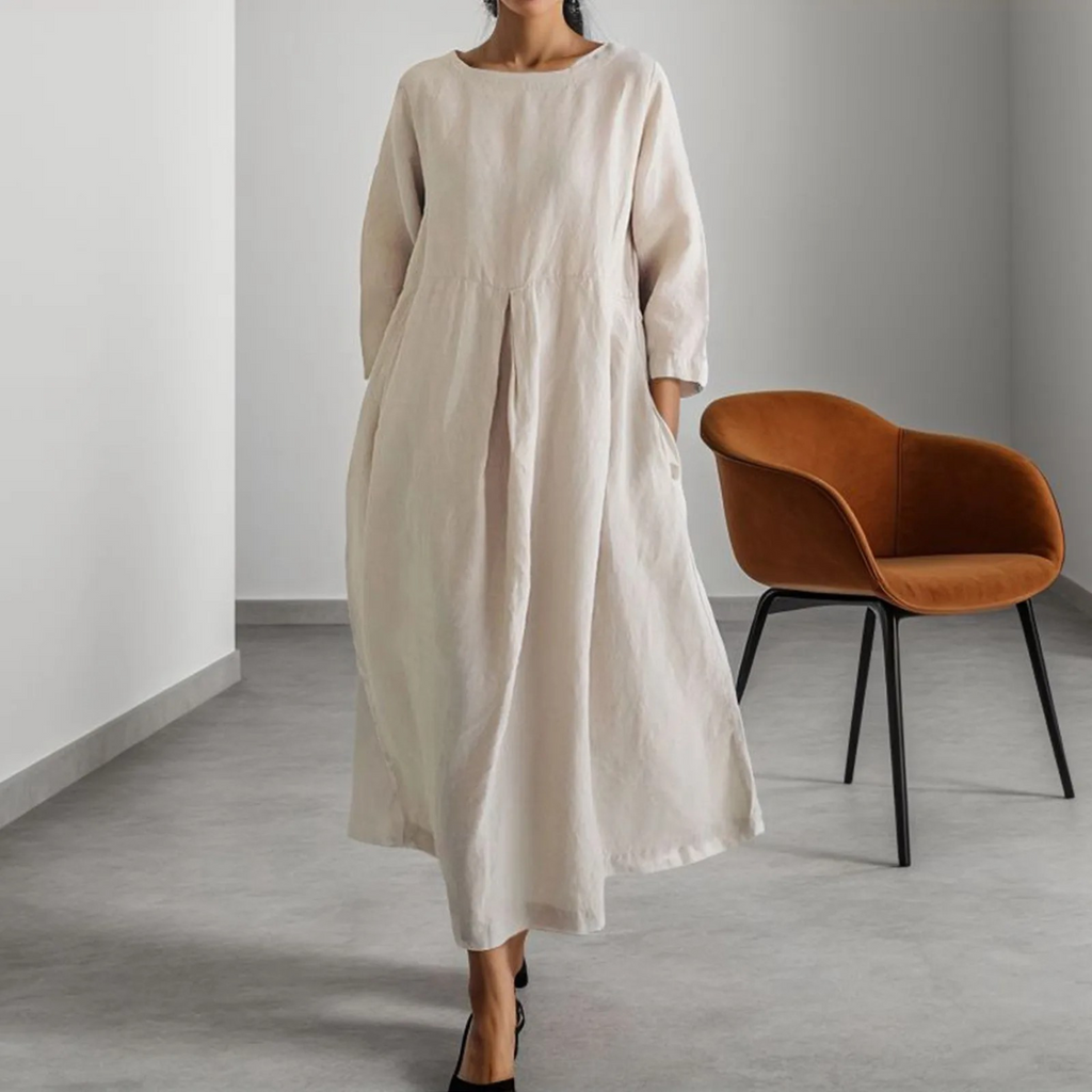 GR | Simple linen dress with a round neckline