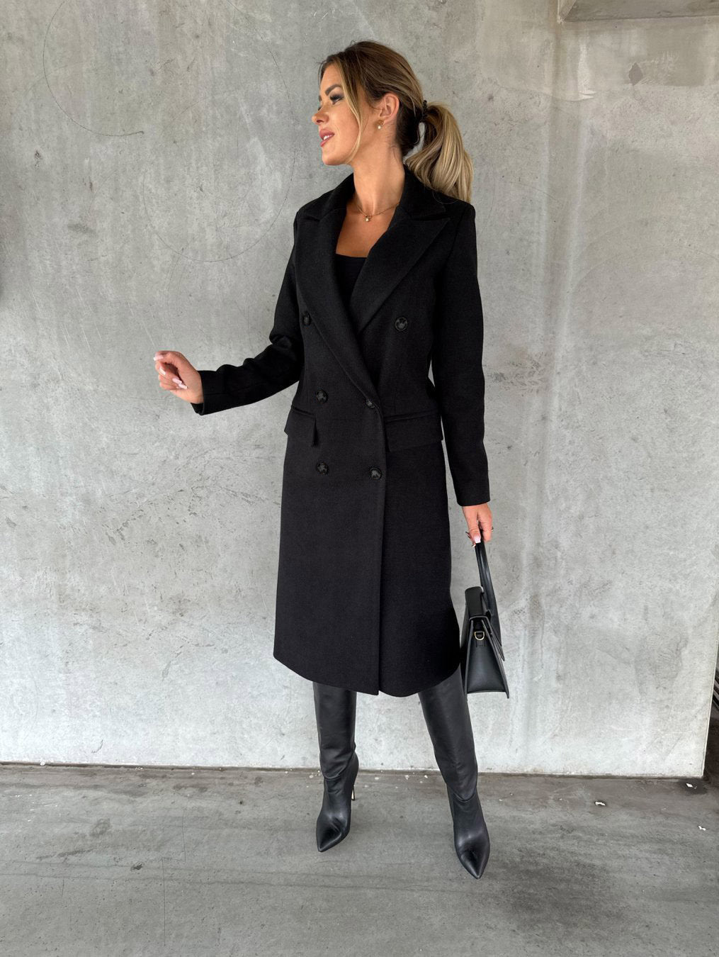 GR | Elegant and Comfortable Jacket for Women