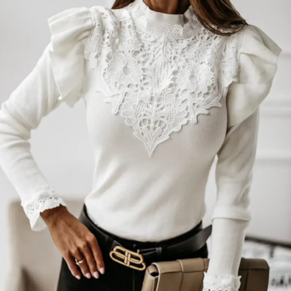 GR | Turtleneck sweater with ruffles and lace details