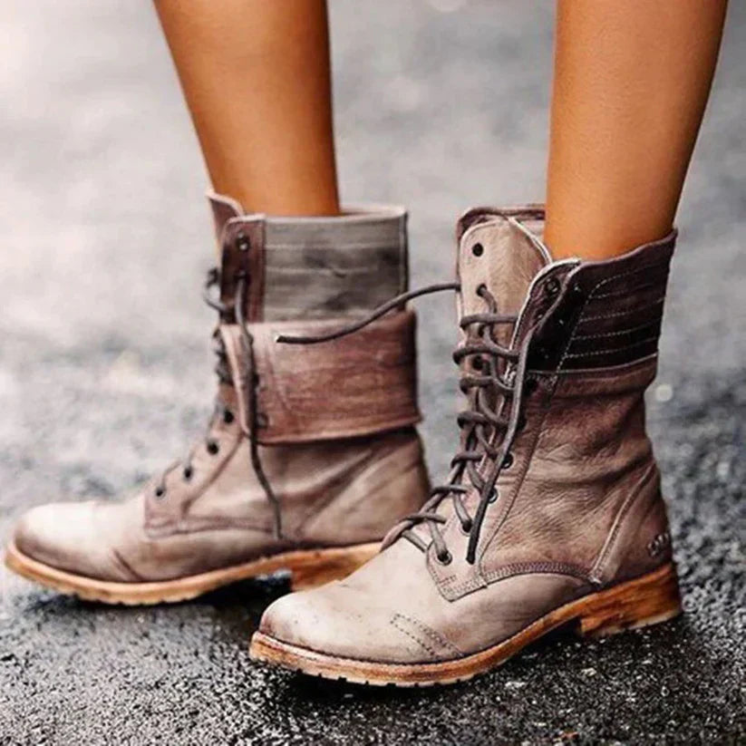 GR | stylish leather boots