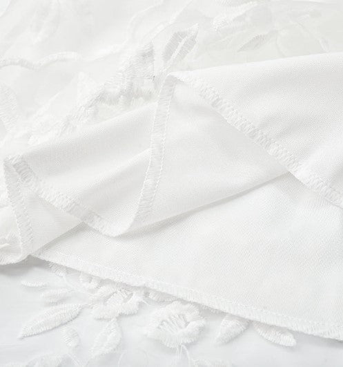 GR | Elegant cocktail dress for special occasions.