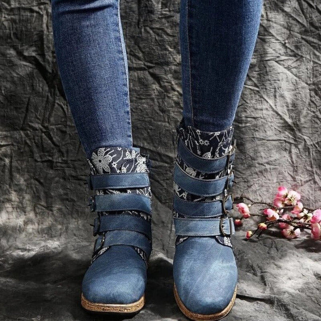 GR | Vintage Boots in Ethnic Style