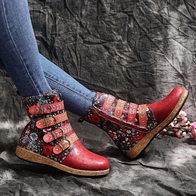 GR | Vintage Boots in Ethnic Style
