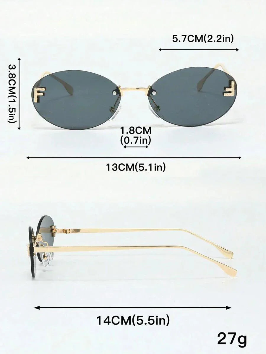 GR | Oval sunglasses with golden accents and subtle stones