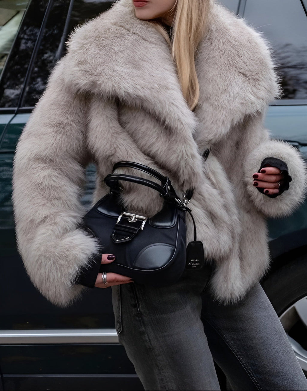 GR | Faux-fur coat