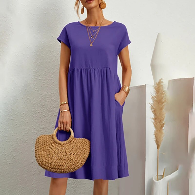 Cotton dress with round neck