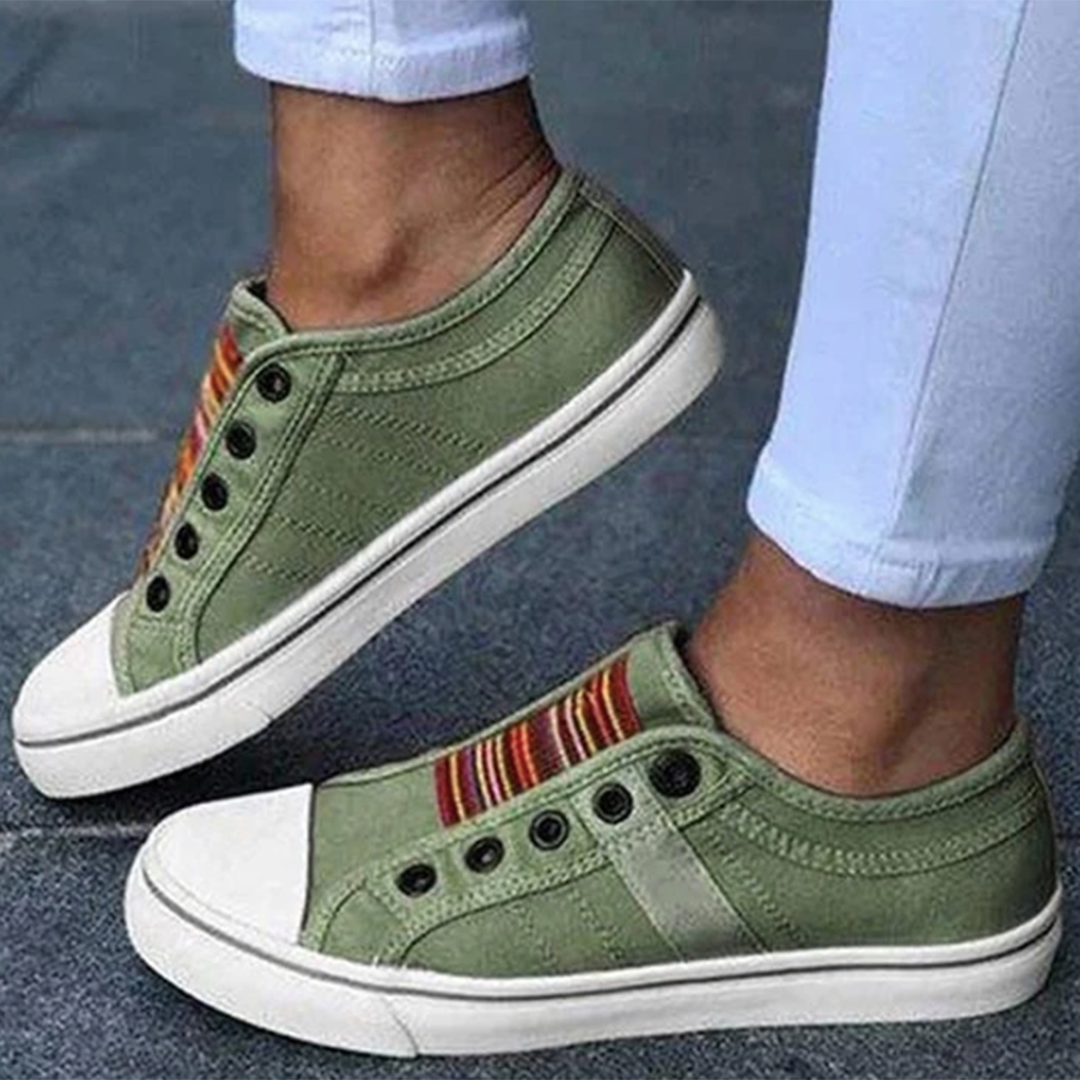 GR | Stylish and comfortable sneakers that guarantee style without effort.