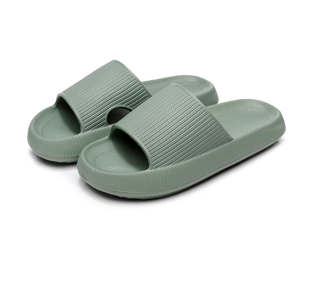 GR | Soft, comfortable slippers