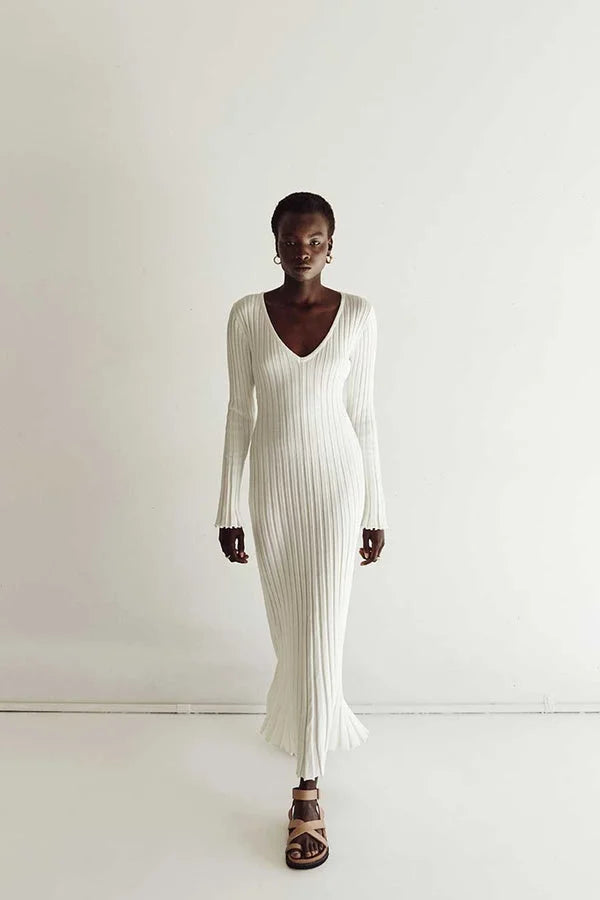 GR Strickkleid | Modernes Langarm-Damenkleid mit V-Ausschnitt