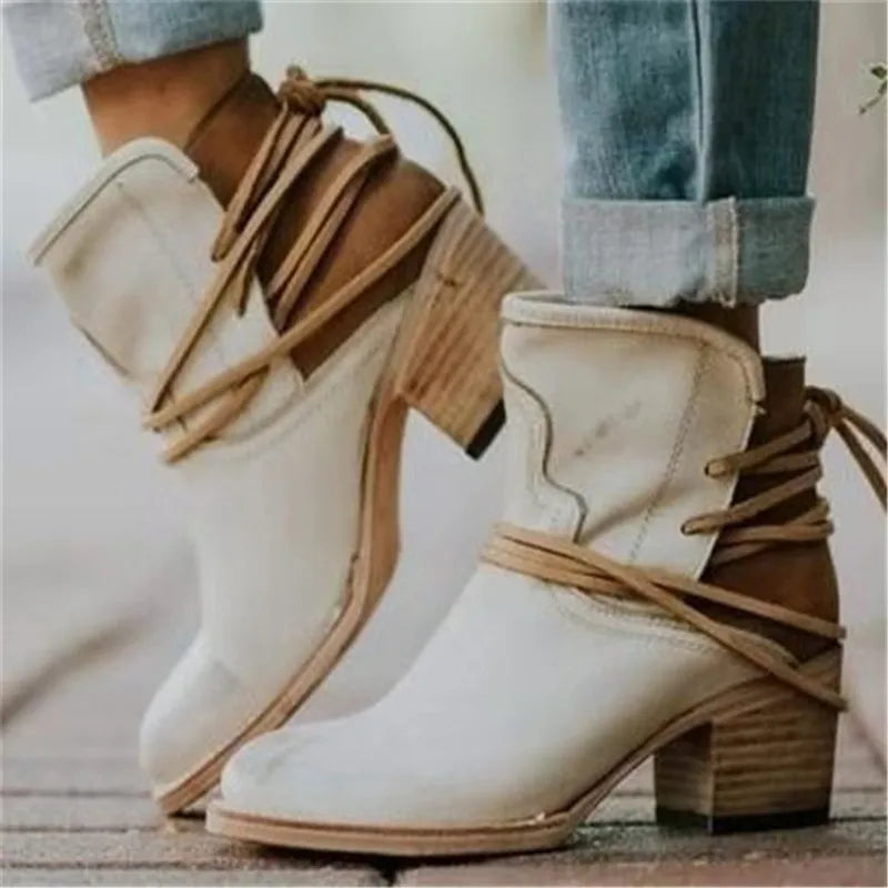 GR | Ankle boots with strap details