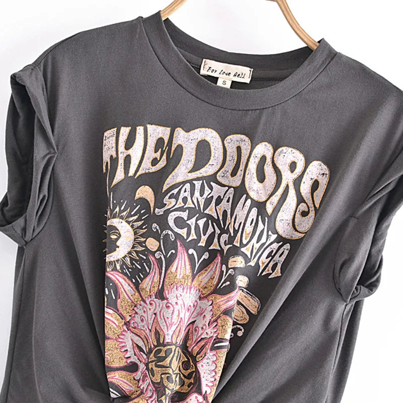 GR | Crop T-shirt with button detail