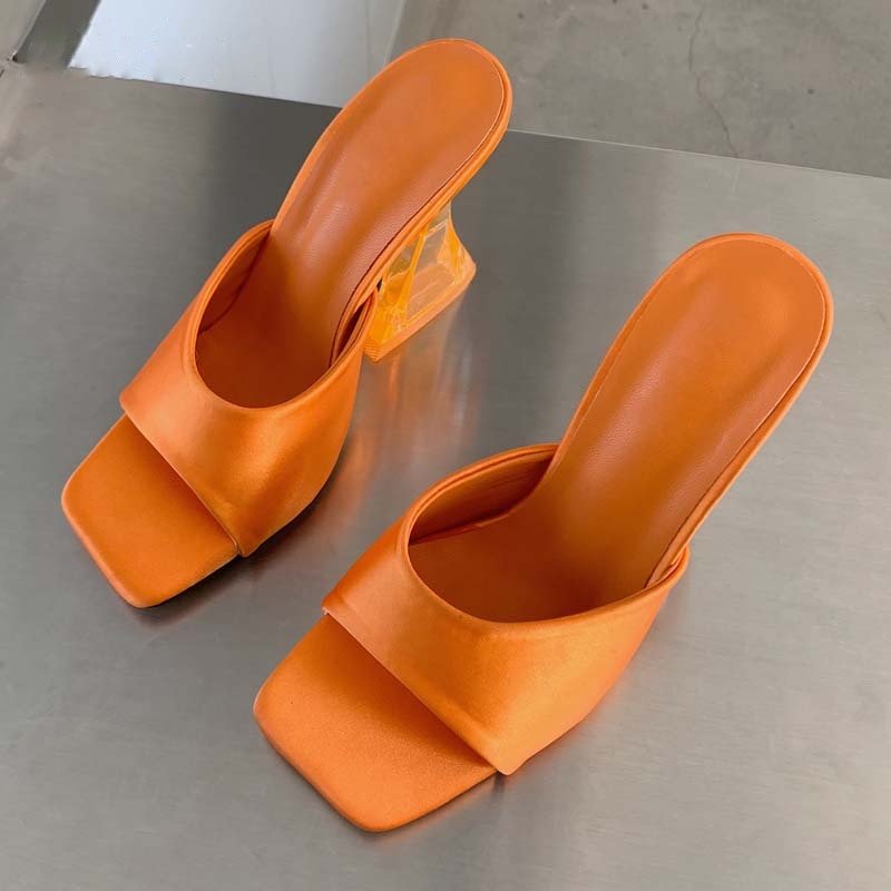 GR | Whenever you act like Pump Sandals
