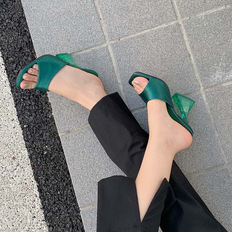 GR | Whenever you act like Pump Sandals