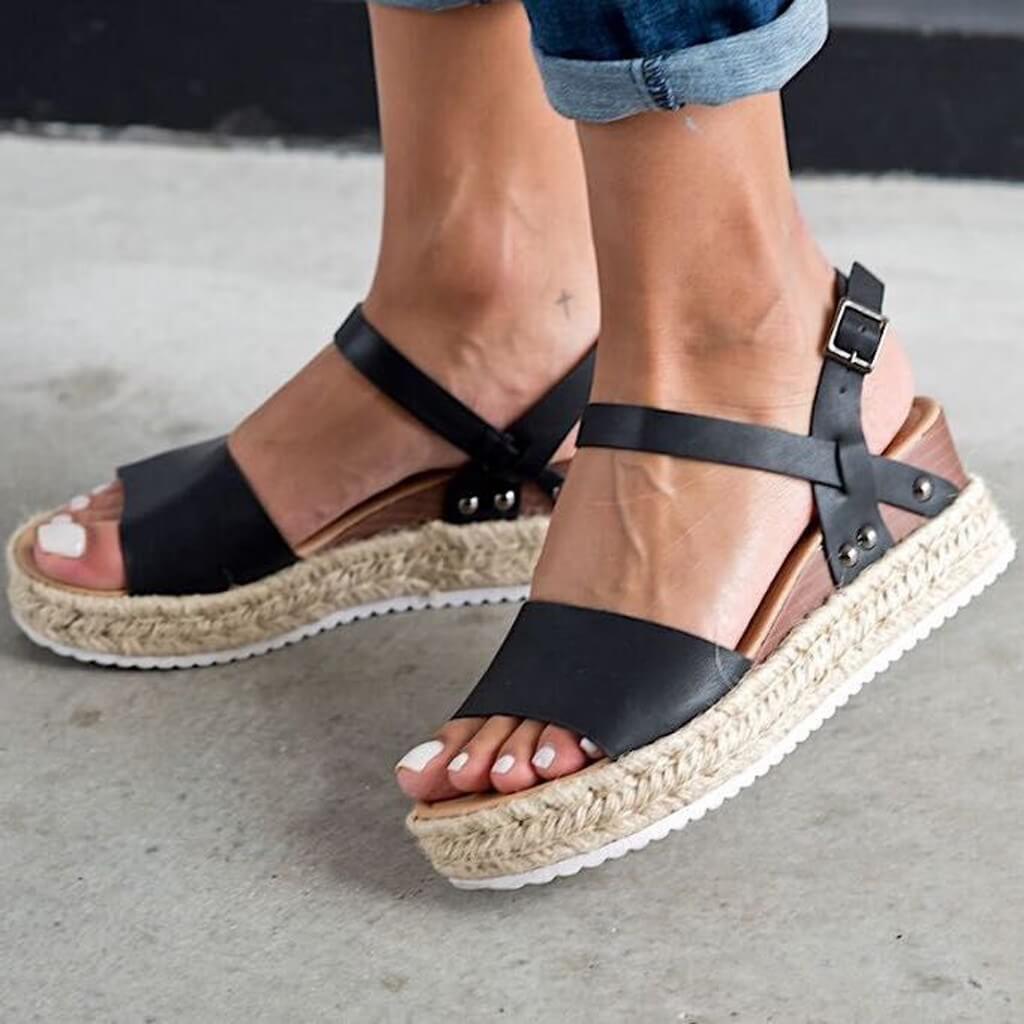 GR | Smart Height Stylish Sandals
