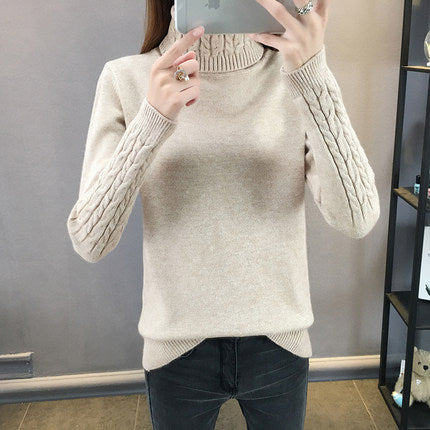 GR | Soft, high-necked sweater with a cashmere feel