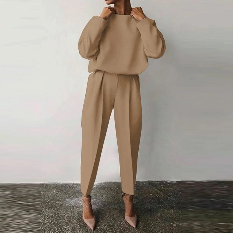 GR | 2-piece costume for women