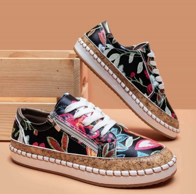 GR | Orthopedic sneakers with floral print and laces