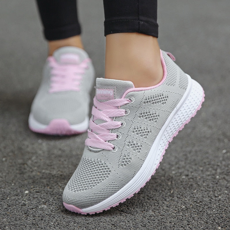 GR | Light - Ultra-lightweight, breathable sneakers with vibrant colors