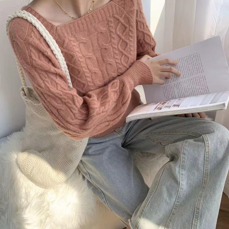 GR - Pullover mit quadratischem Kragen