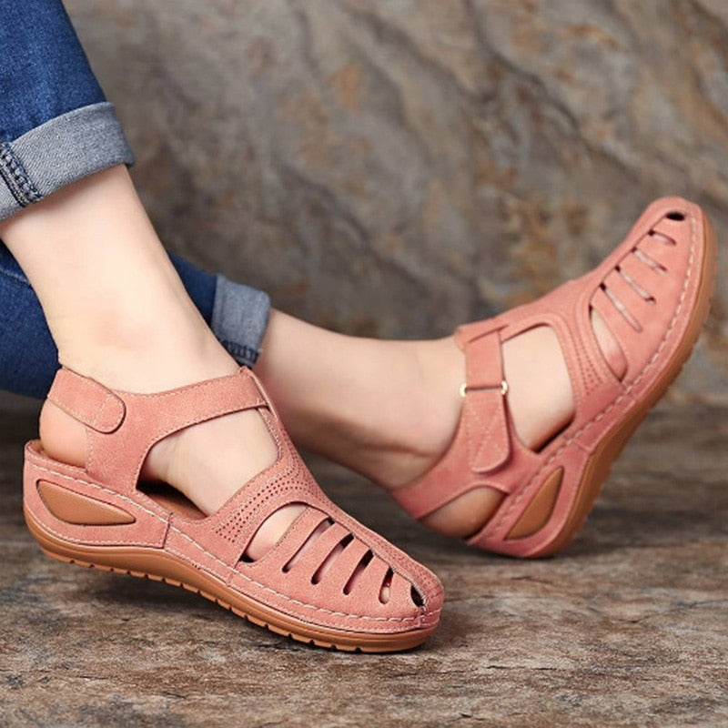 GR | Closed Women's Velcro Sandals and Heels