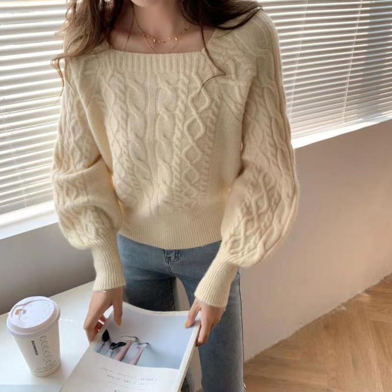 GR - Pullover mit quadratischem Kragen