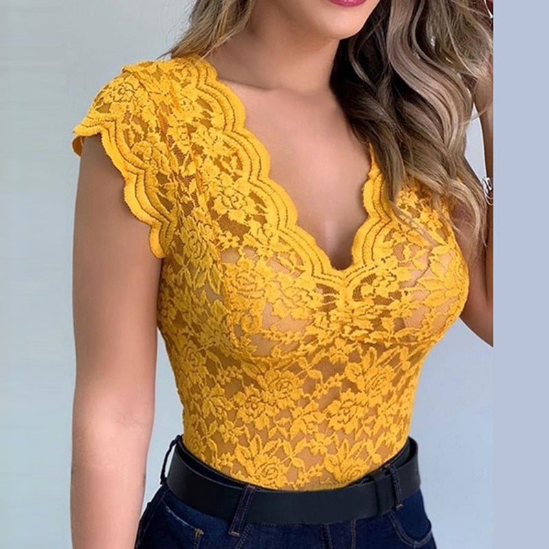 GR | An elegant top for women