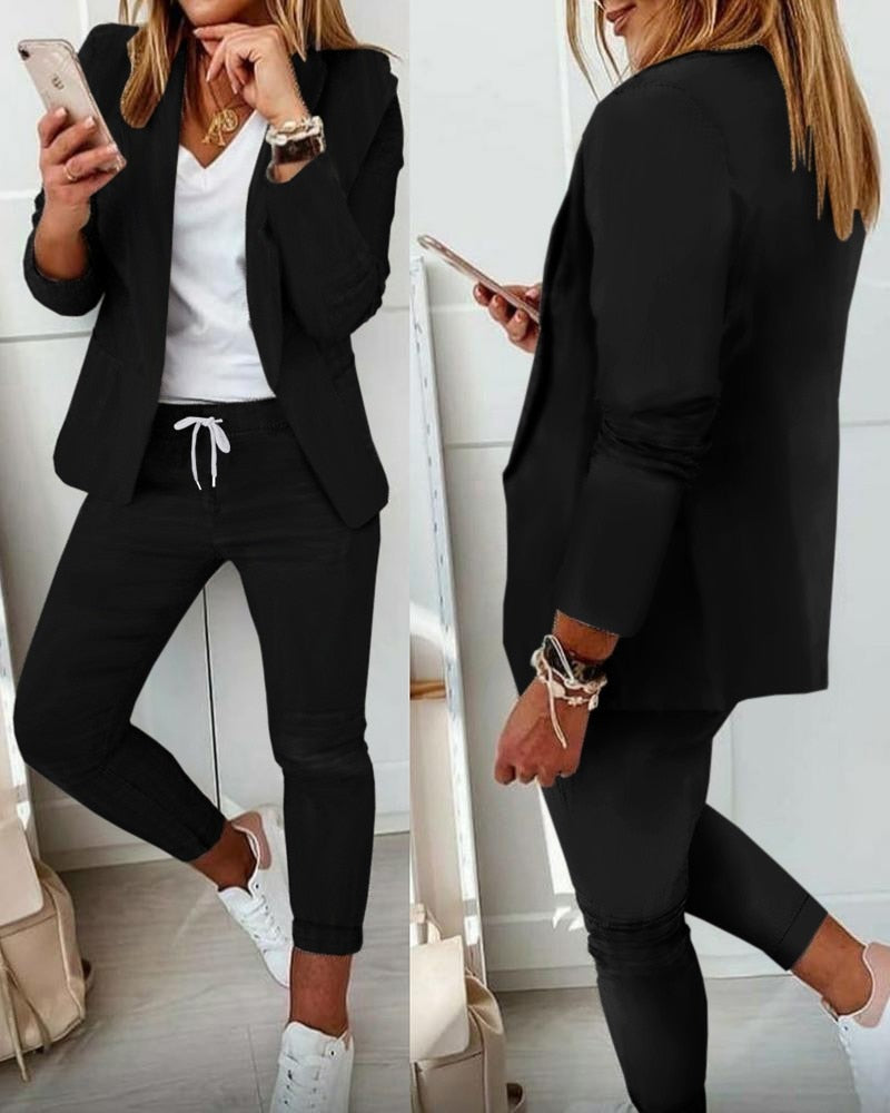 GR - Blazer and trousers as a set
