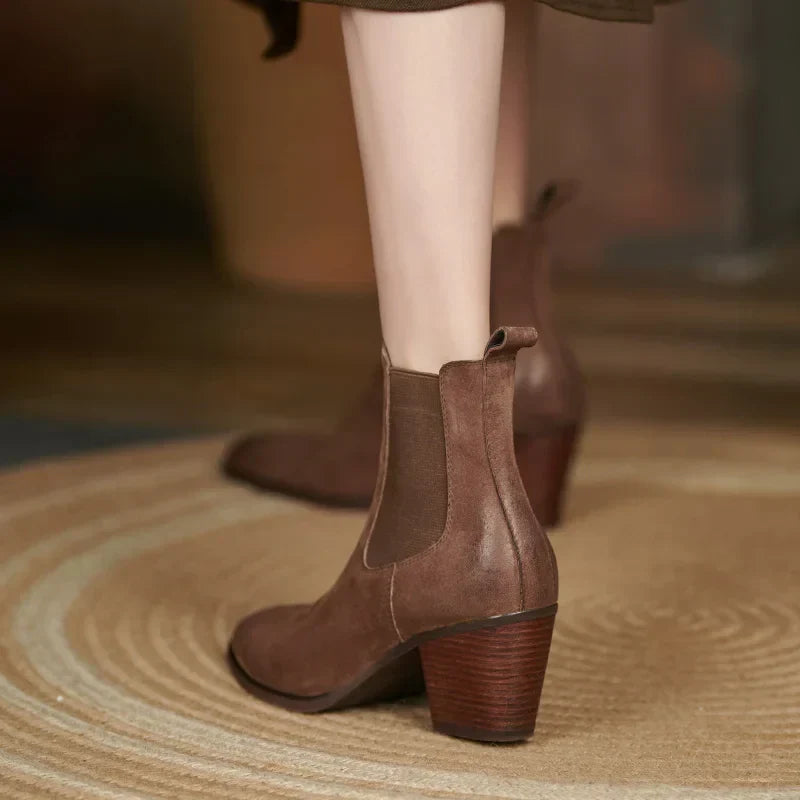 GR | Women's Leather Ankle Boots – Comfortable Block Heel