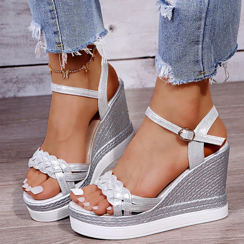 GR | Better Off That Way Wedges Sandals