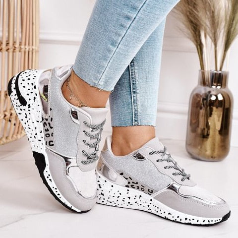 GR | Comfortable and stylish sneakers for women 